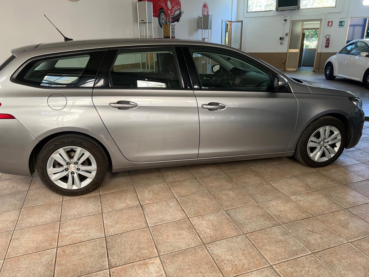 Peugeot 308 BlueHDi 120 S&S SW Business