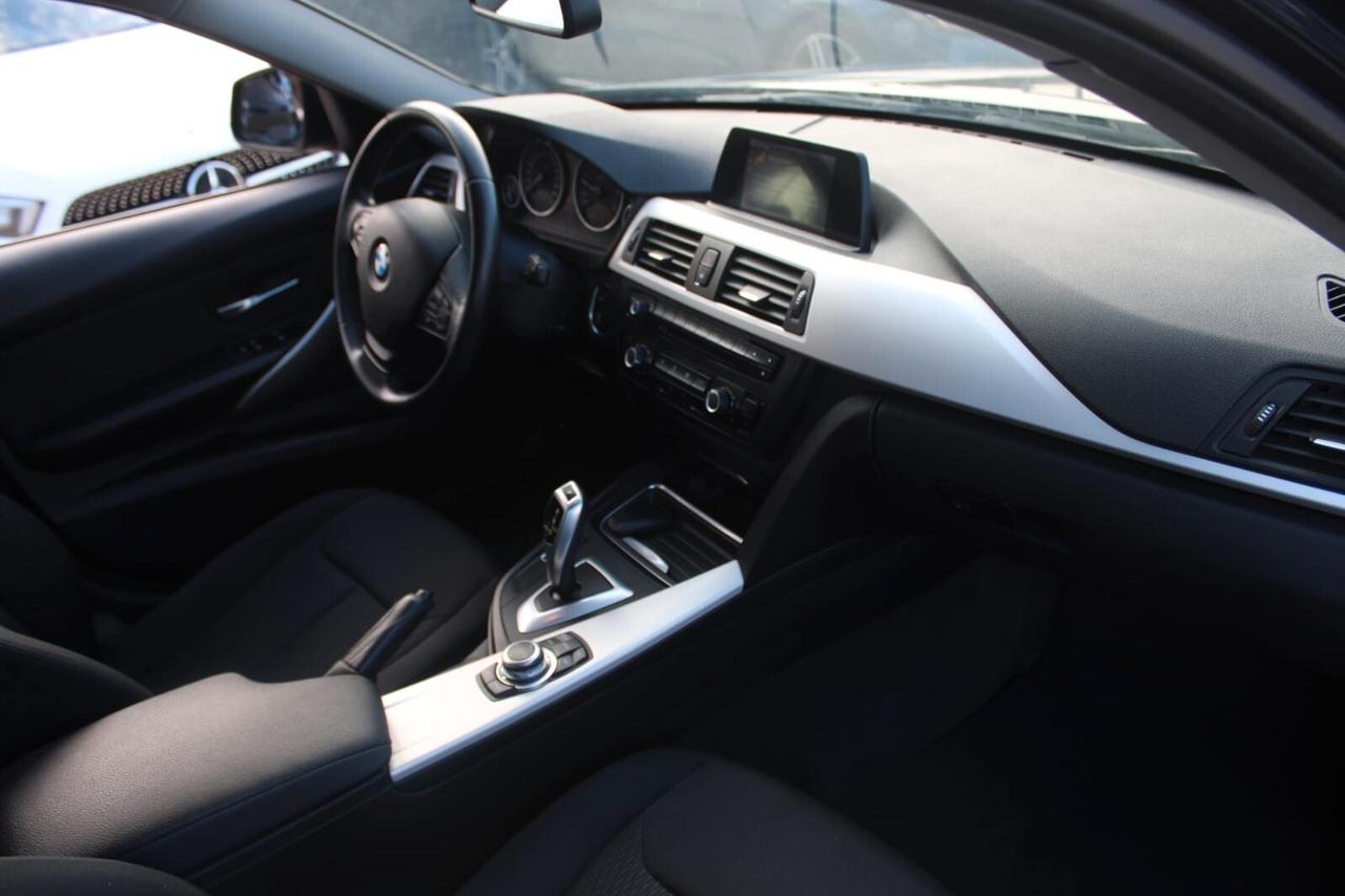 Bmw 318 318d Touring Business aut.