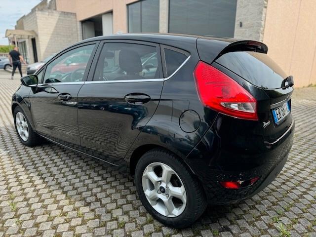 Ford Fiesta 1.4 5 porte Bz.- GPL Titanium