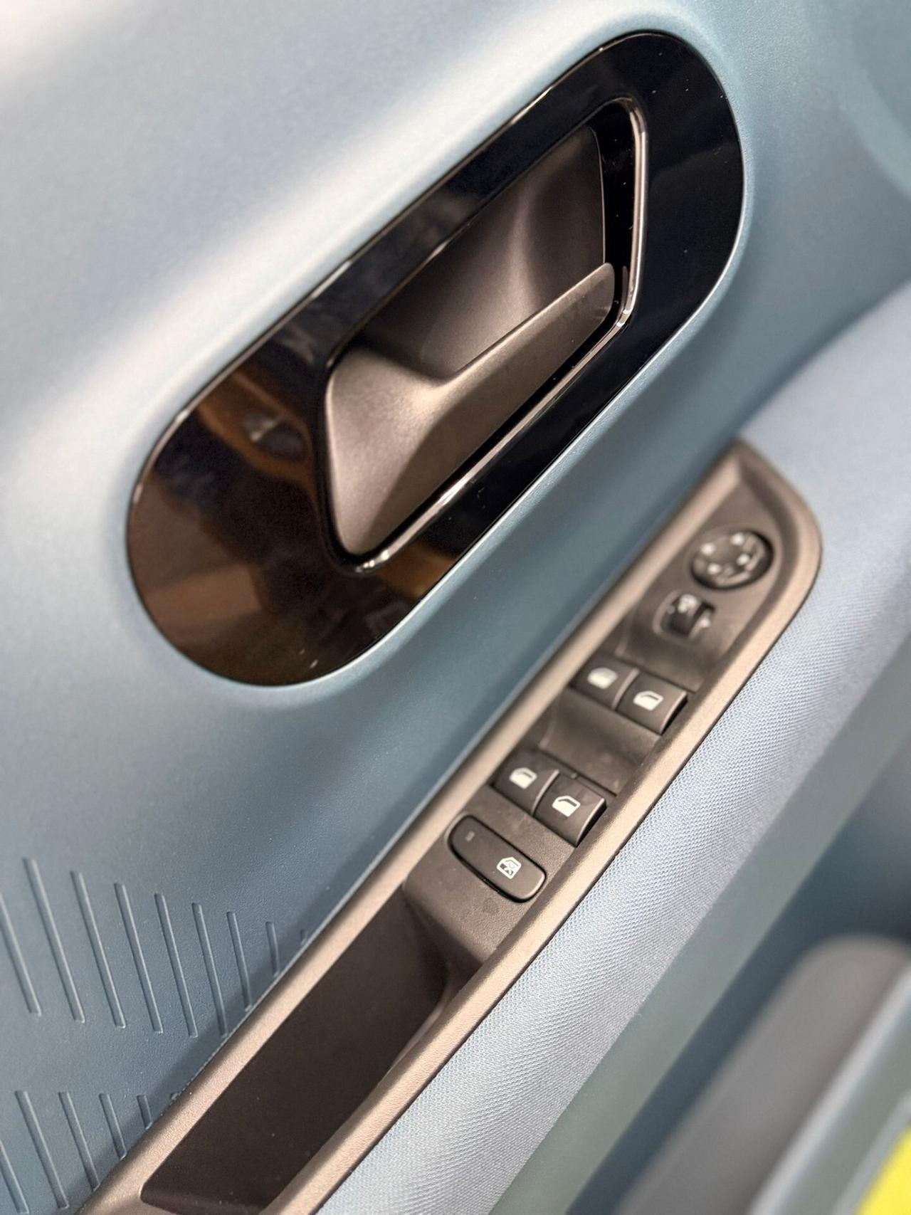 Fiat Grande Panda 1.2 Hybrid 110 CV S&S La Prima