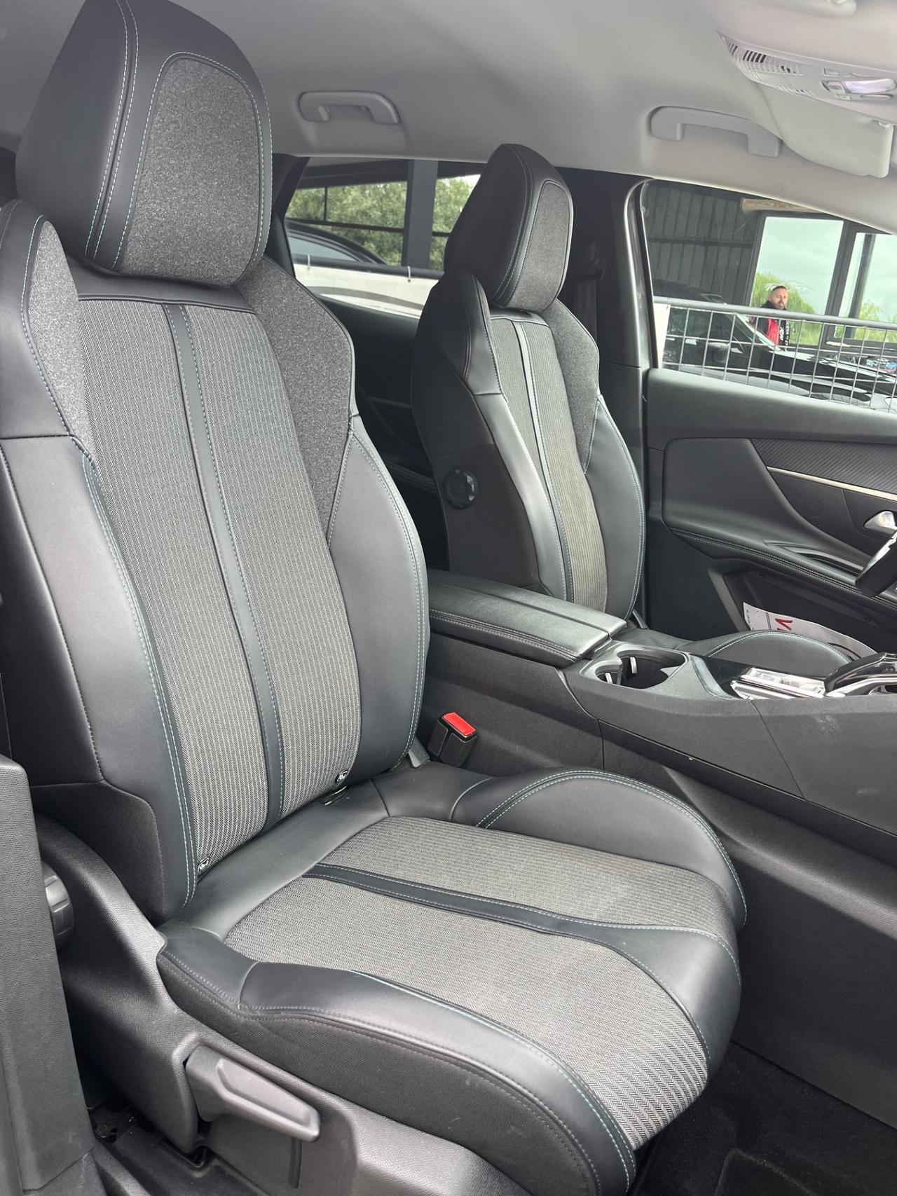 Peugeot 3008 BlueHDi 130 S&S EAT8 Allure Pack