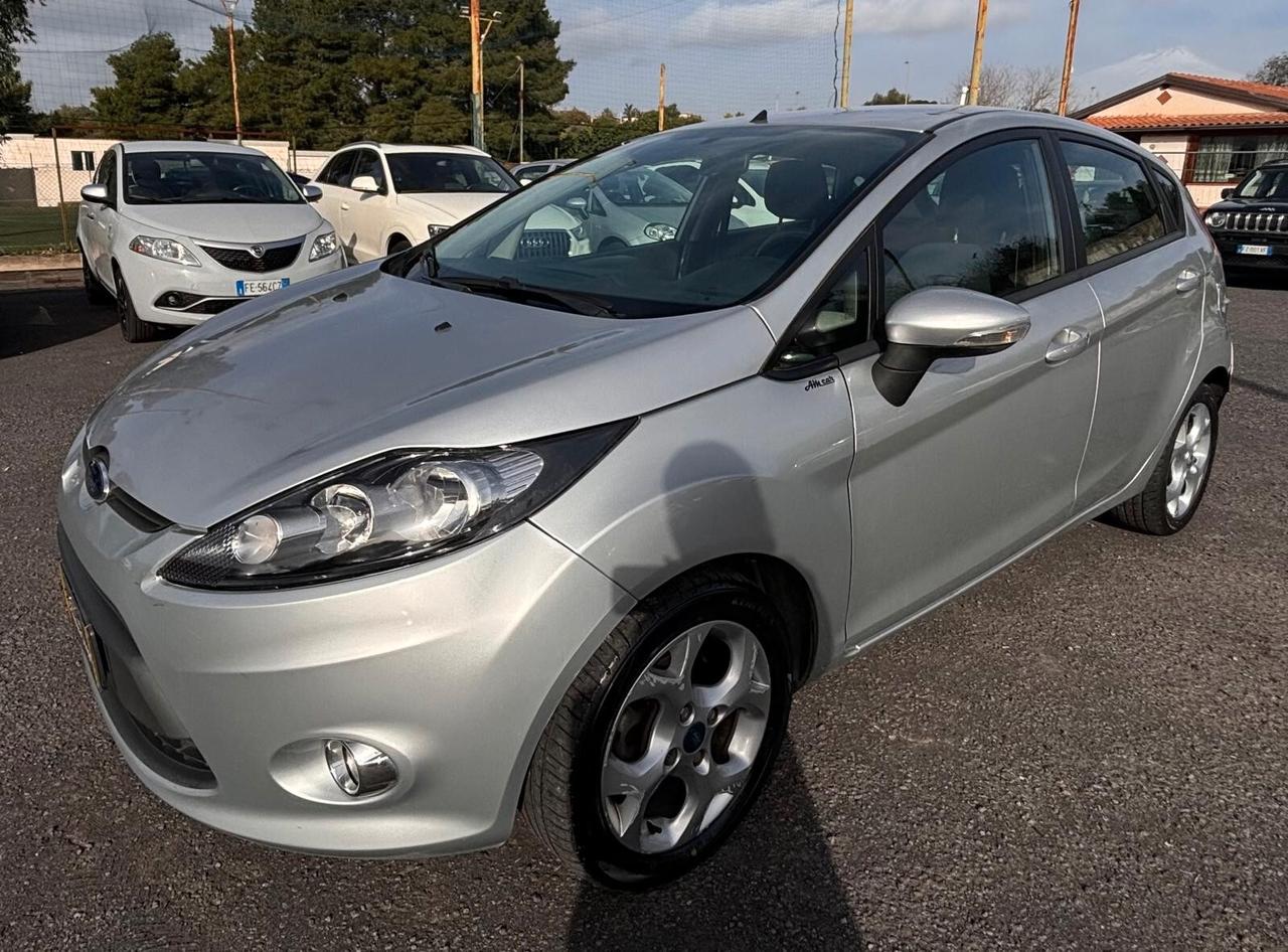 Ford Fiesta 1.4 TDCi 70CV 5 porte Titanium