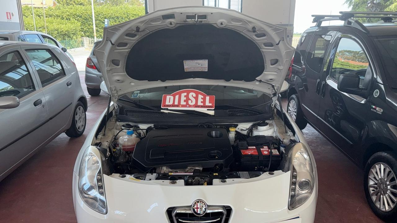Alfa Romeo Giulietta 1.6 JTDm-2 105 CV Exclusive