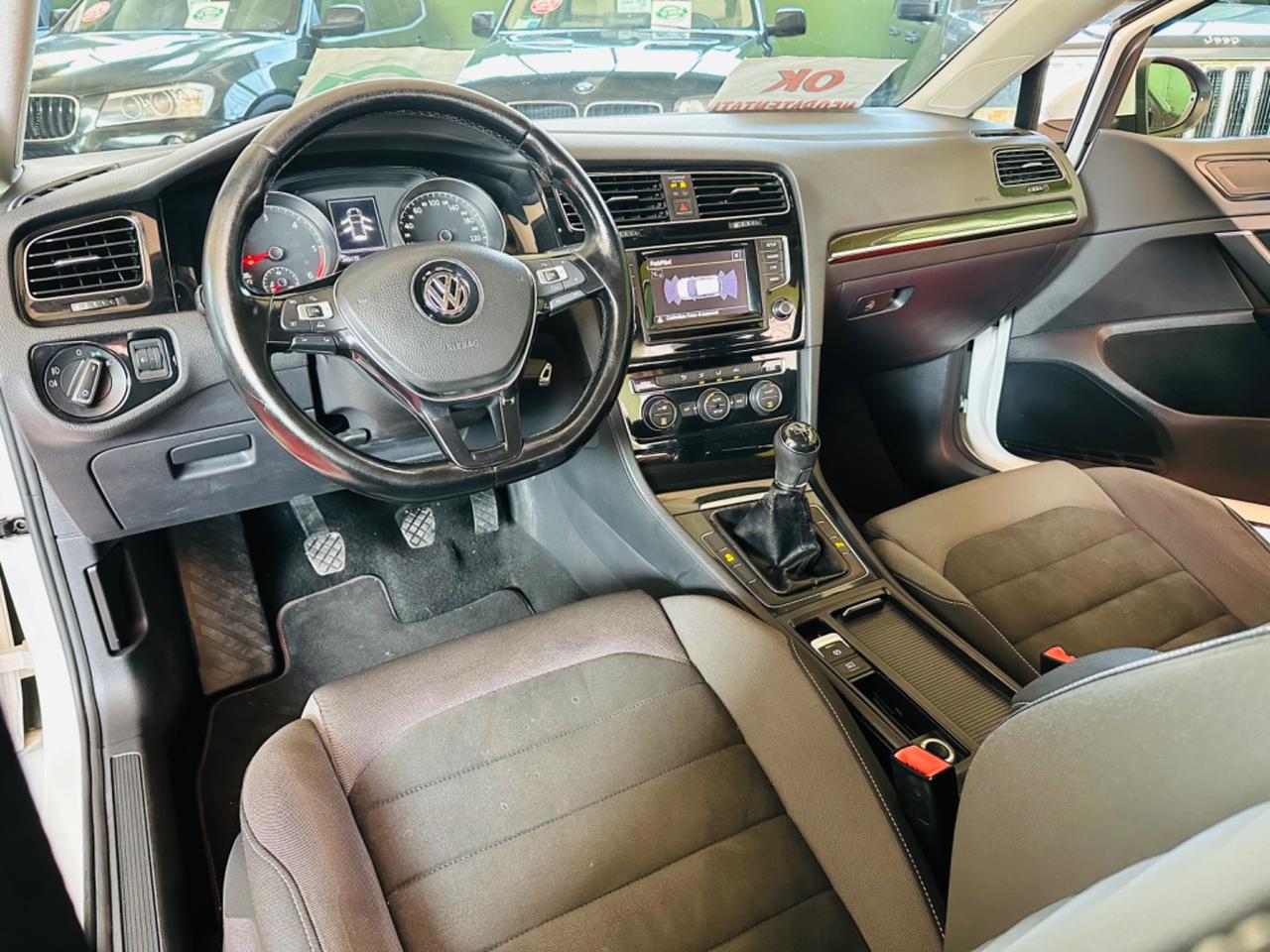 Volkswagen Golf 1.6 TDI 5p. Highline BlueMotion Technology
