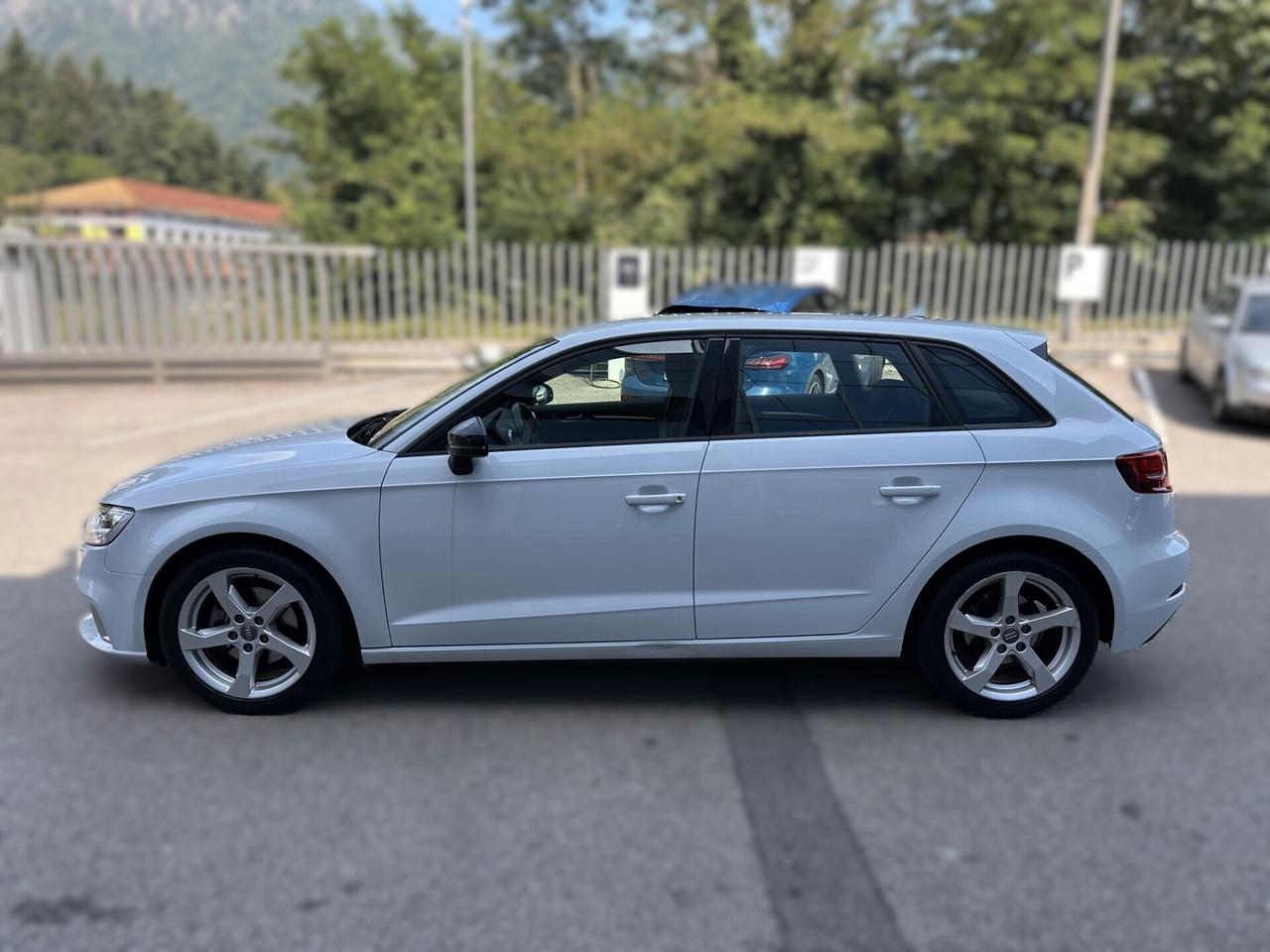 Audi A3 SPB 1.6 TDI 116 CV S tronic Sport
