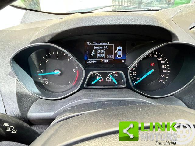 FORD Kuga Titanium