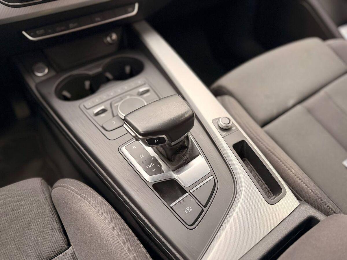 Audi A4 Avant 40 2.0 tdi S line edition 190cv s-tronic