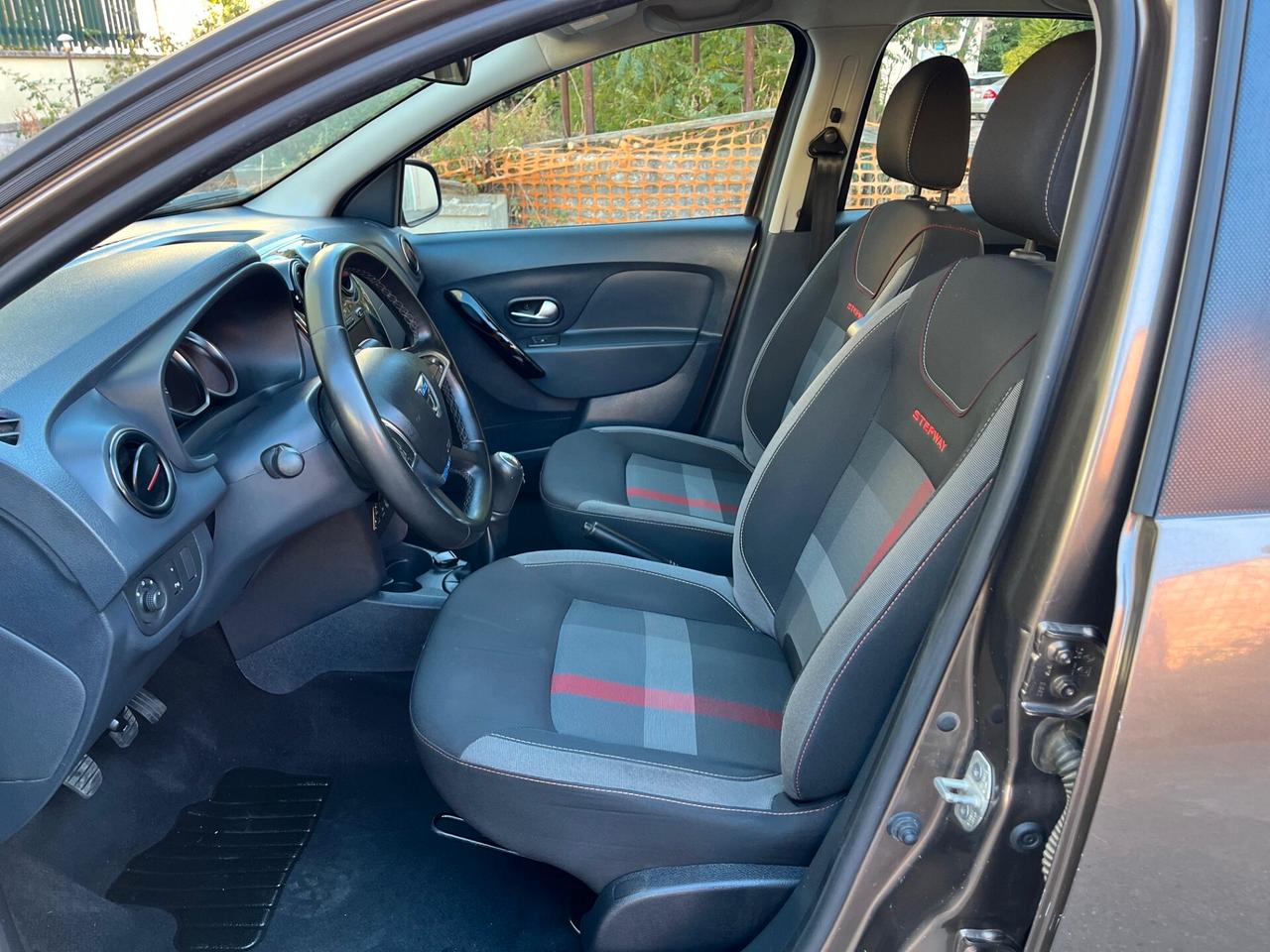 Dacia Sandero Stepway 1.5 Blue dCi 95 CV Techroad