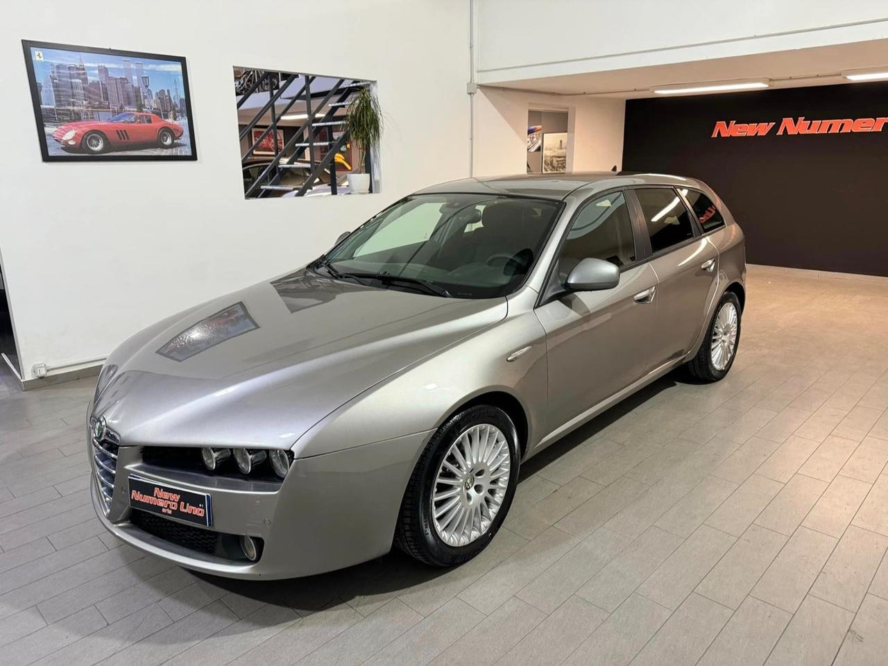 Alfa Romeo 159 1.9 JTDm Sportwagon Distinctive