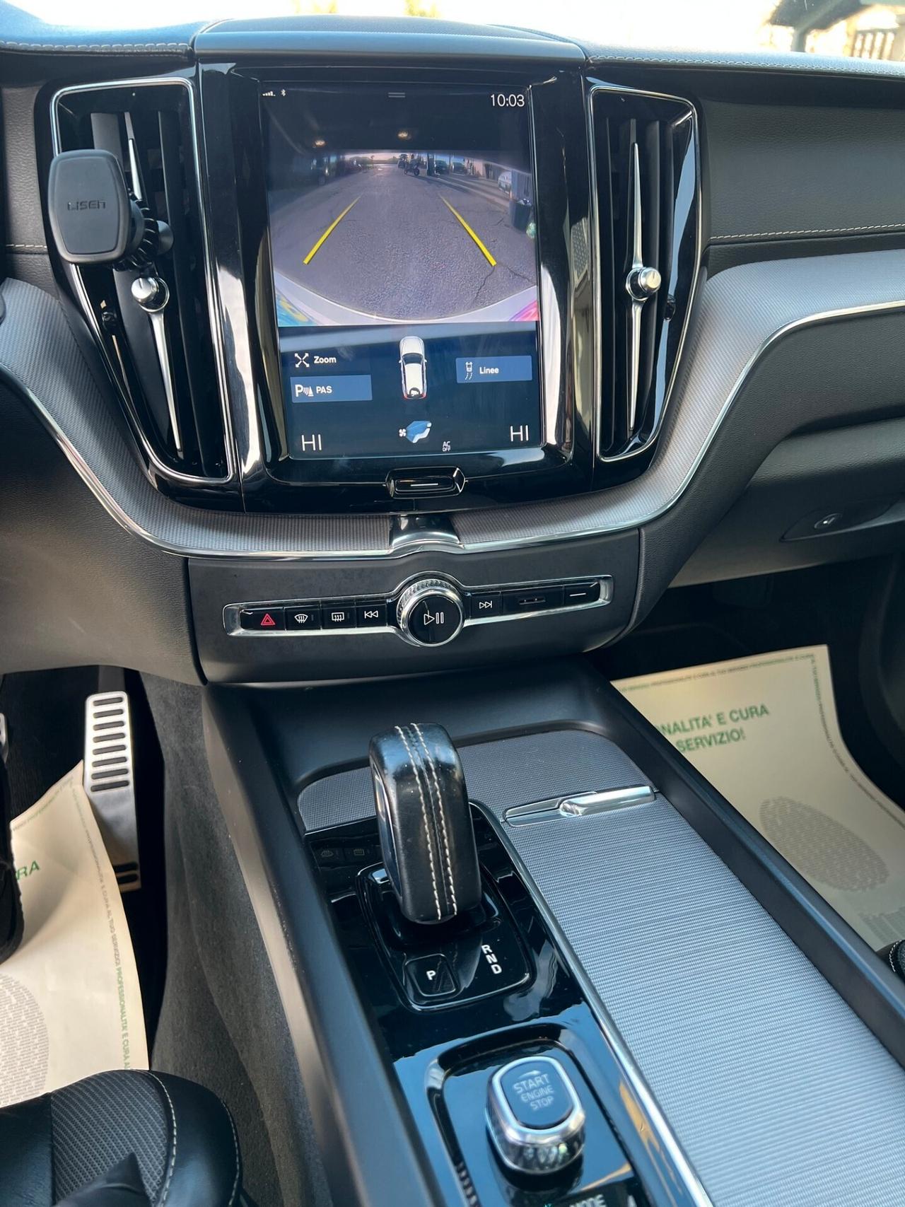 Volvo XC 60 XC60 B4 (d) AWD Geartronic R-design