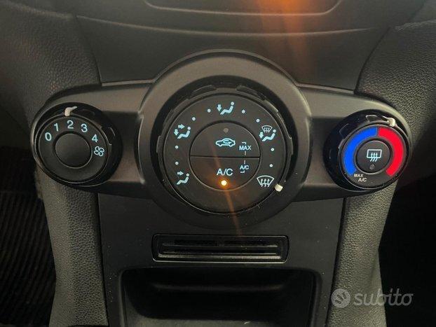 Ford Fiesta 1.4 5p. Bz.- GPL Titanium