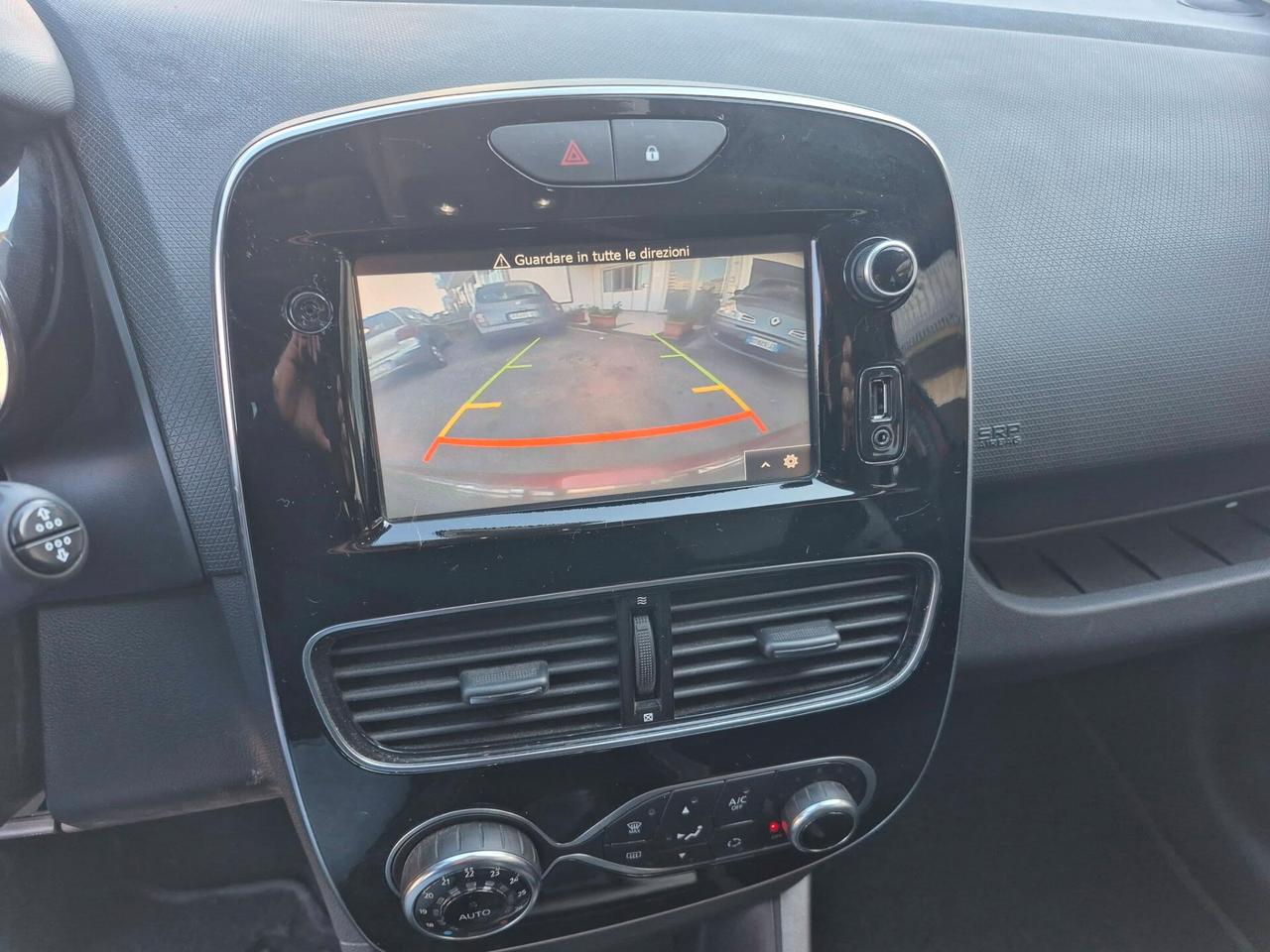 Renault Clio TCe 12V 90CV Start&Stop 5 porte Energy Excite