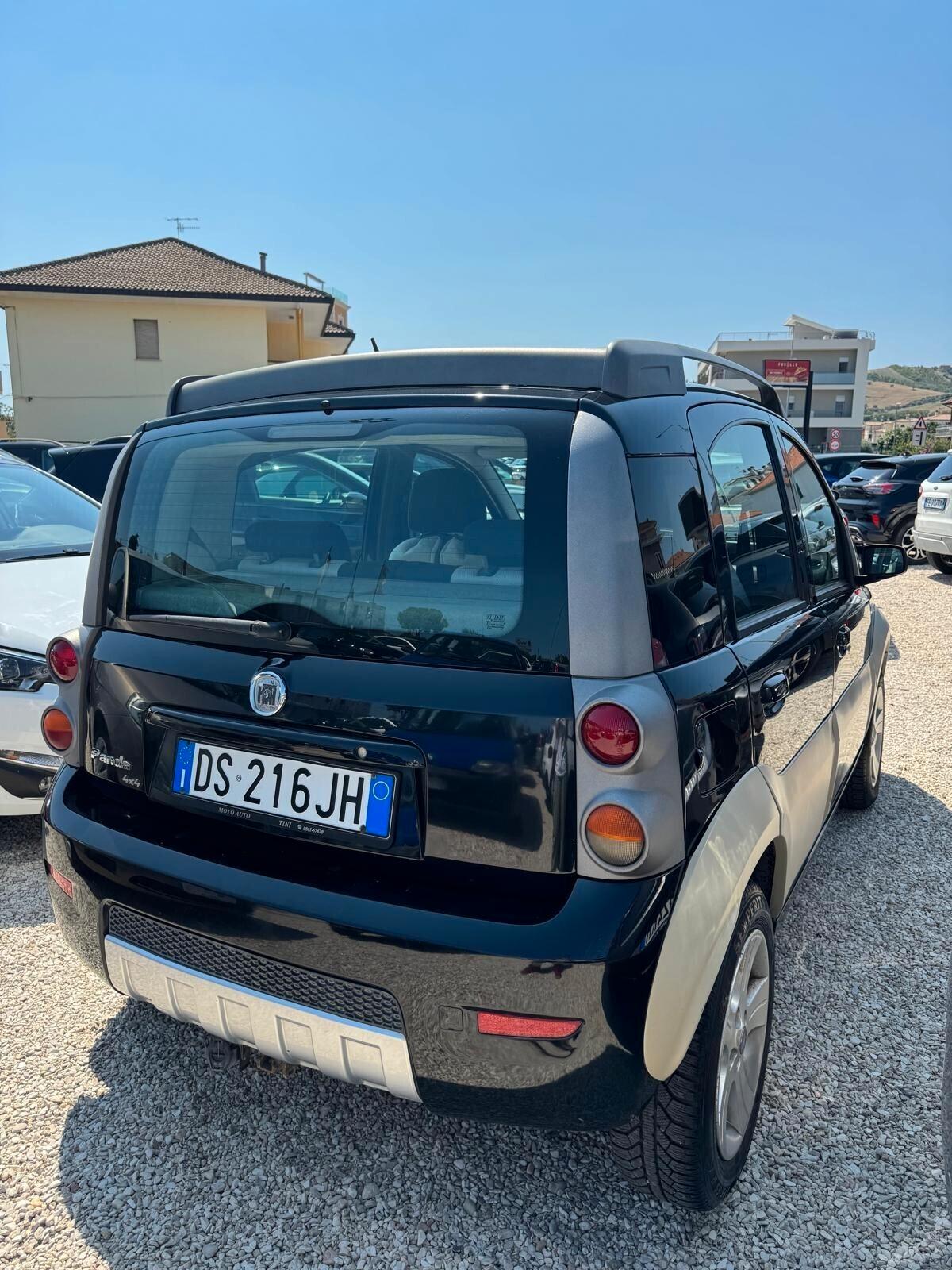 Fiat Panda Bicolore 4X4 1.3 MJT 16V MONSTER