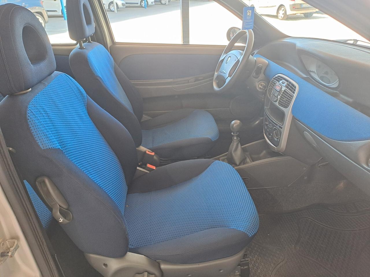 Lancia Y 1.2i km 99.000