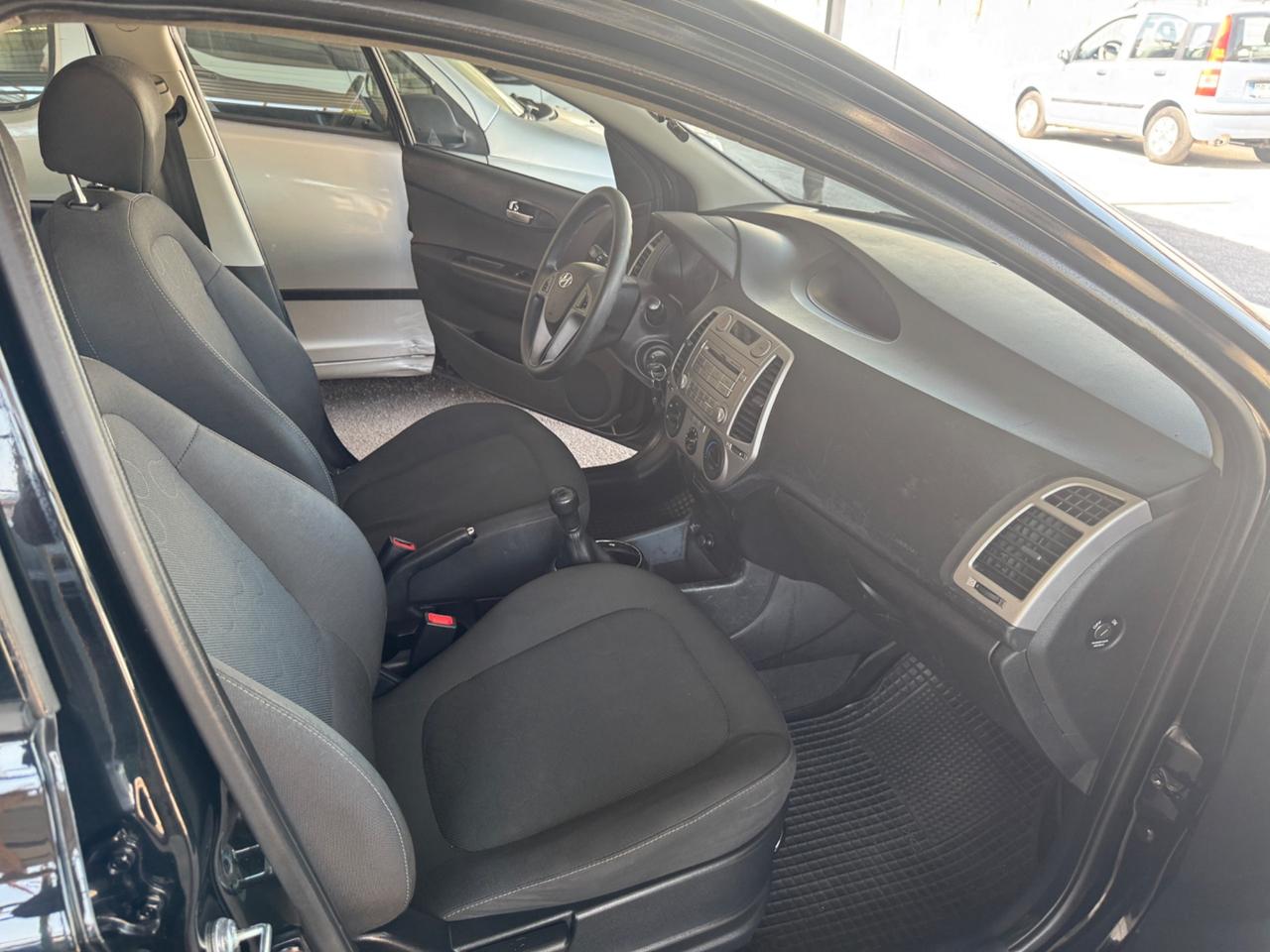 Hyundai i20 1.2 5p. Classic