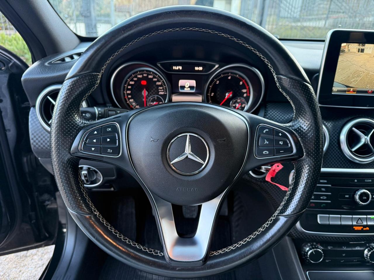 Mercedes Classe A 180D Sport 1.5 109CV