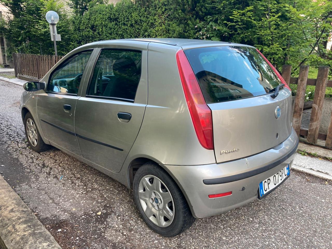 FIAT PUNTO 1.3 MJT 70CV 5PORTE CAMBIO AUTOMATICO