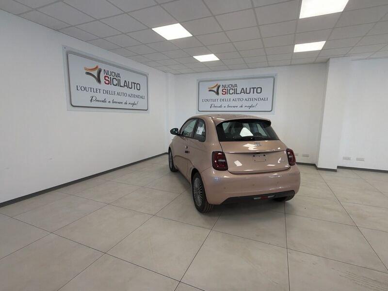 FIAT 500 Hybrid Hybrid Icon