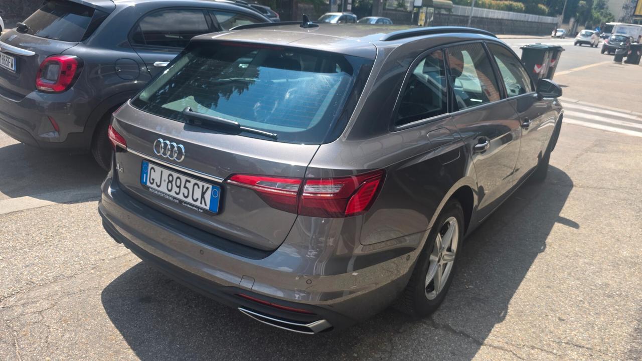 Audi A4 Avant 35 TFSI S tronic Business