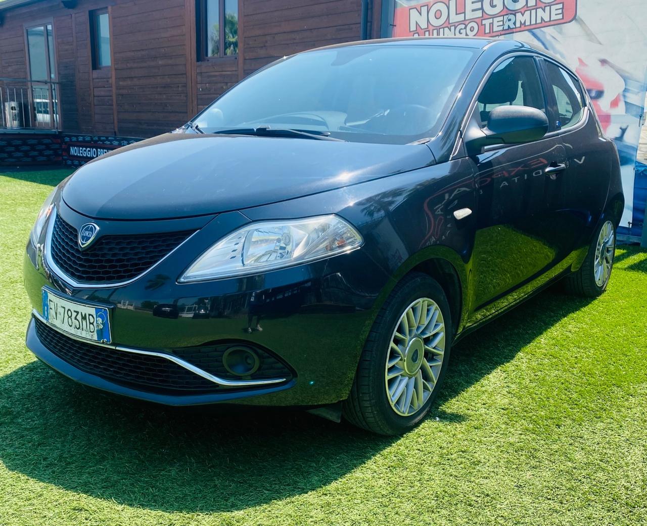 Lancia Ypsilon 1.2 69 CV 5 porte GPL Ecochic Elefantino Blu