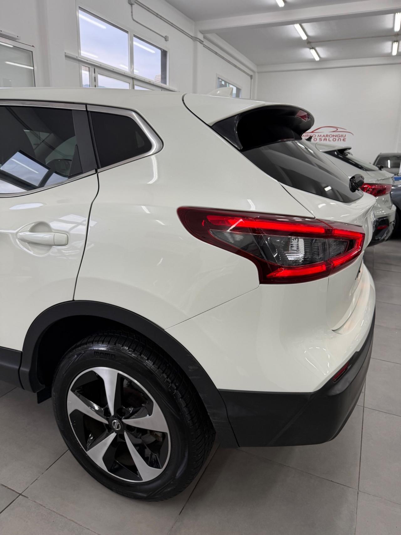 Nissan Qashqai 1.6 dCi 2WD Tekna FINANZIABILE