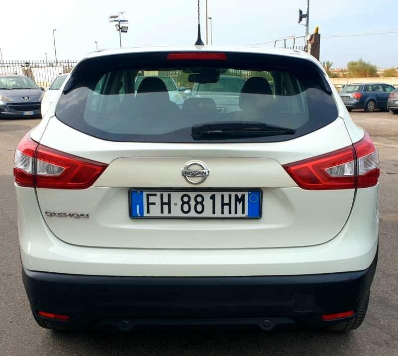 Nissan Qashqai 1.2 DIG-T Acenta