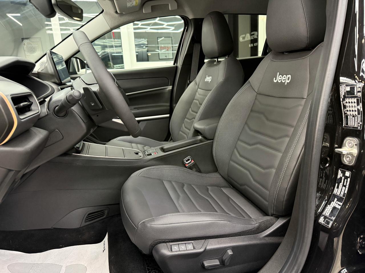 Jeep Avenger 1.2 Turbo MHEV SUMMIT