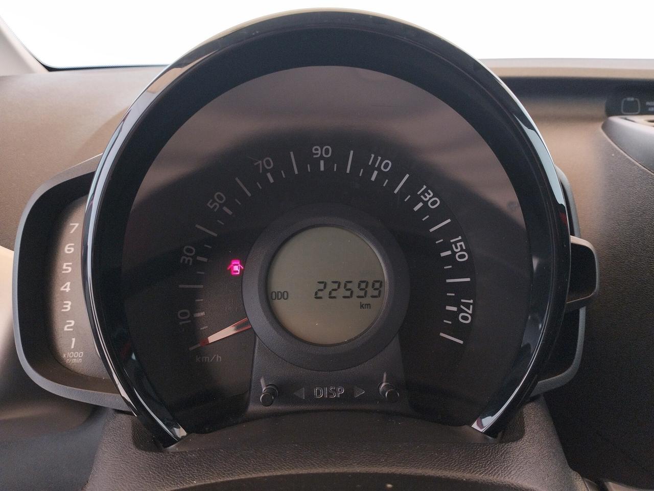 TOYOTA Aygo 1.0 69cv 5p - NEOPATENTATI