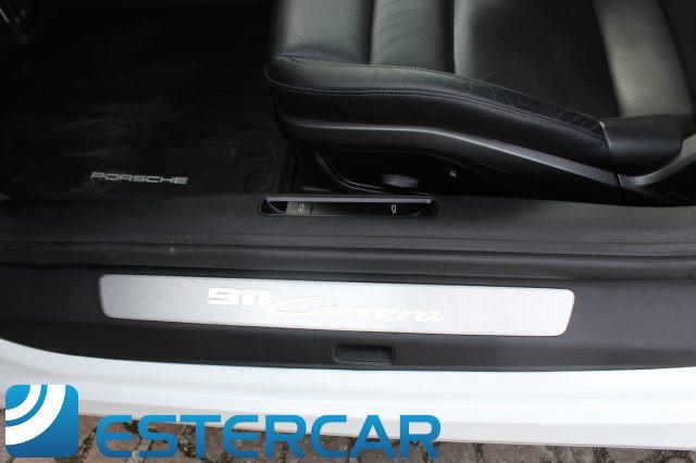 PORSCHE 911 992 Carrera