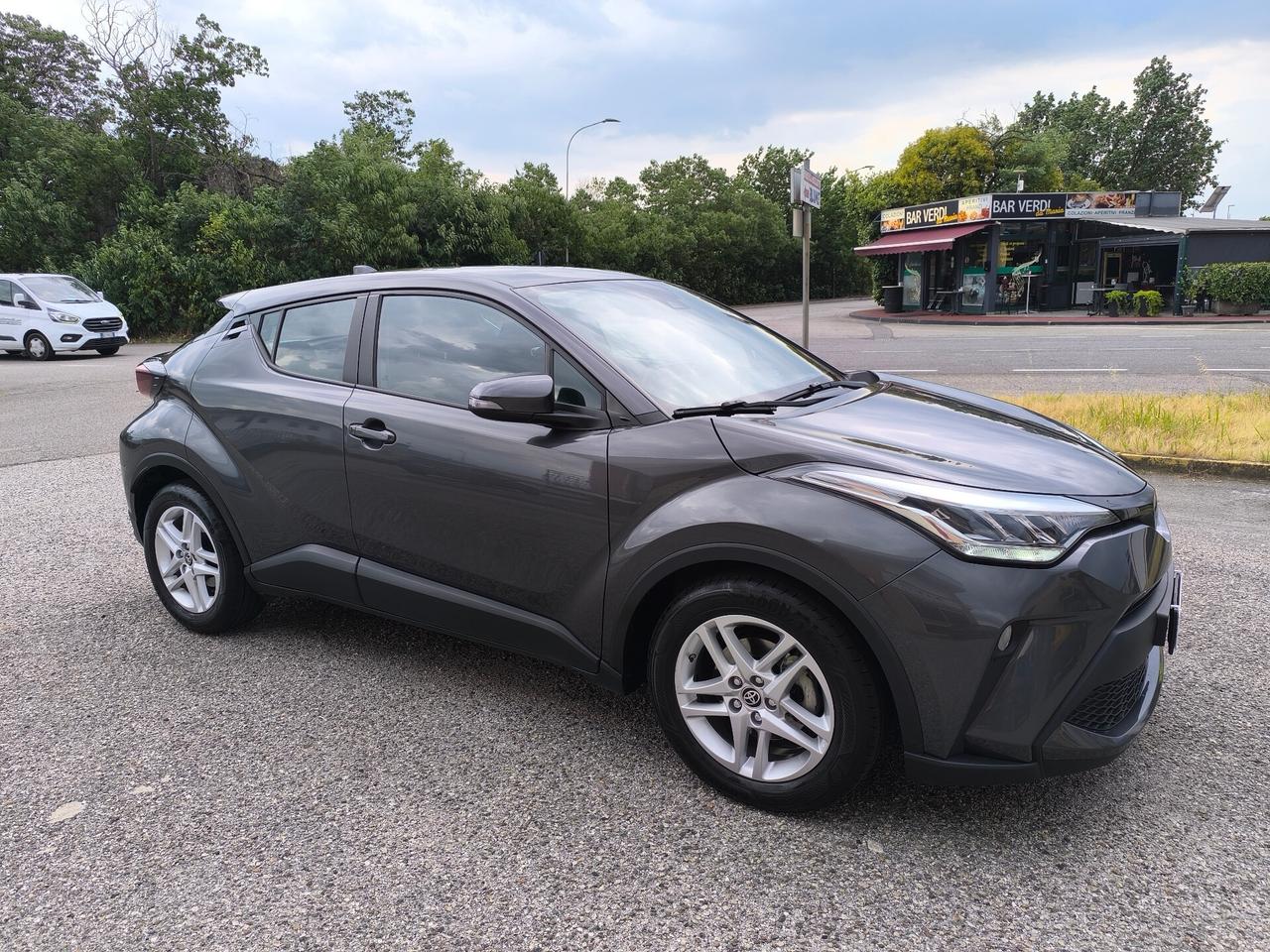 Toyota C-HR 1.8 Hybrid E-CVT Business