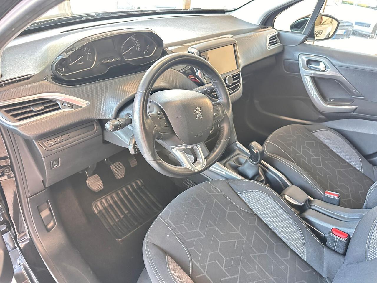 Peugeot 2008 PureTech 82 Allure