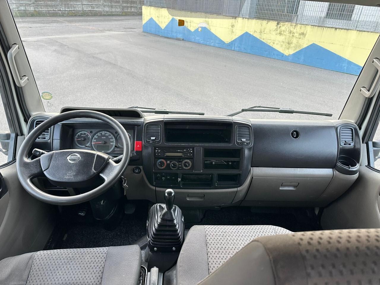 Nissan Cabstar 7 posti 3.0 diesel