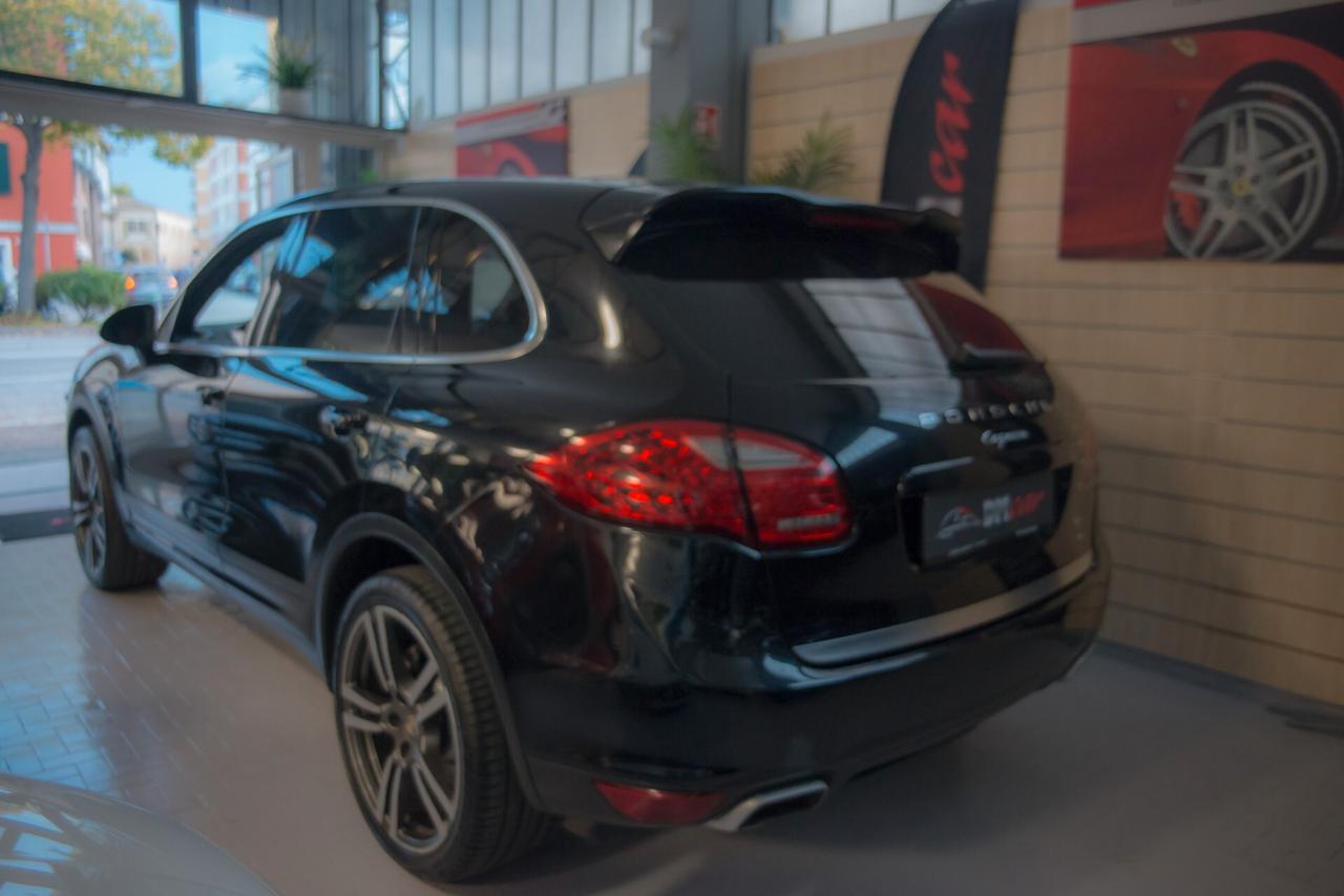 PORSCHE CAYENNE 3.0 V6 TDI 245CV TIPTRONIC CERCHI 21 NAVI PELLE TOTALE