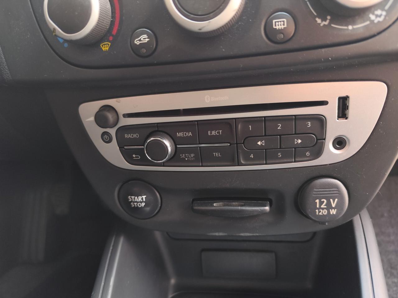 Renault Megane 1.5 dCi 110CV SporTour Live SW