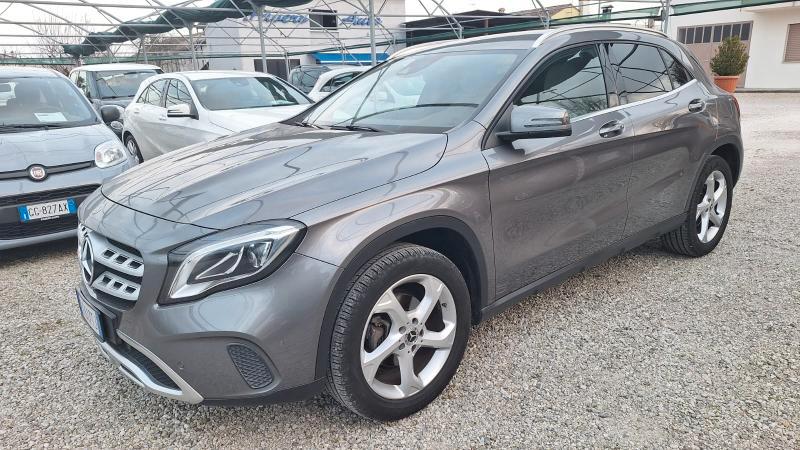 Mercedes-Benz GLA 200 d Automatic Sport