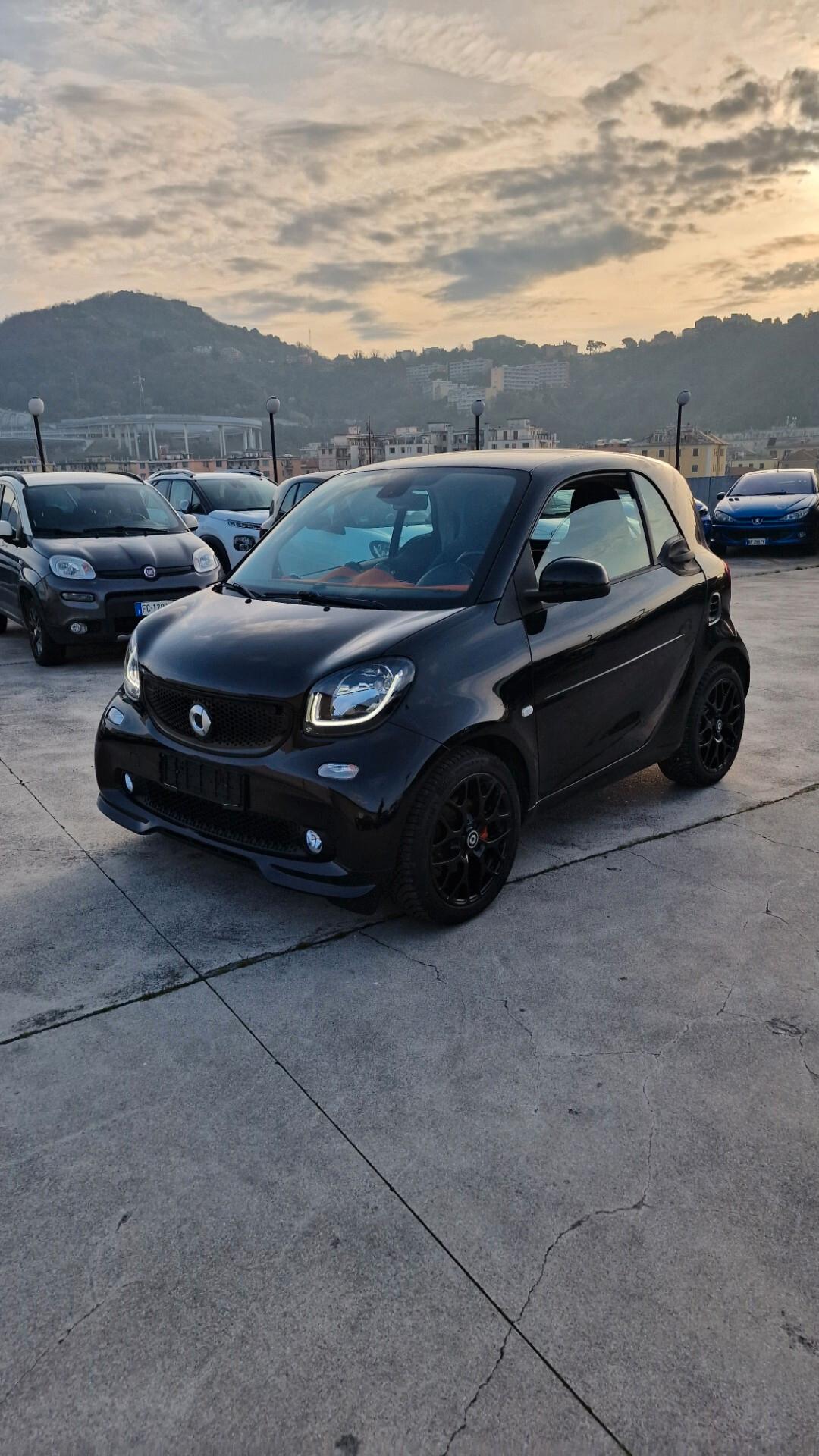 Smart ForTwo 1000 52 kW MHD coupé passion BRABUS EDITION