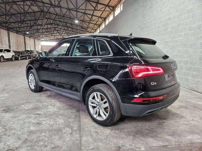 Audi Q5 50 2.0 tfsi e Business quattro 299cv s-tronic