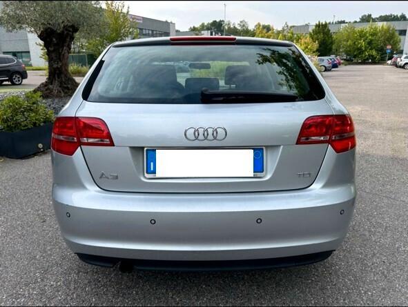 Audi A3 SPB 1.6 TDI 105 CV S tronic