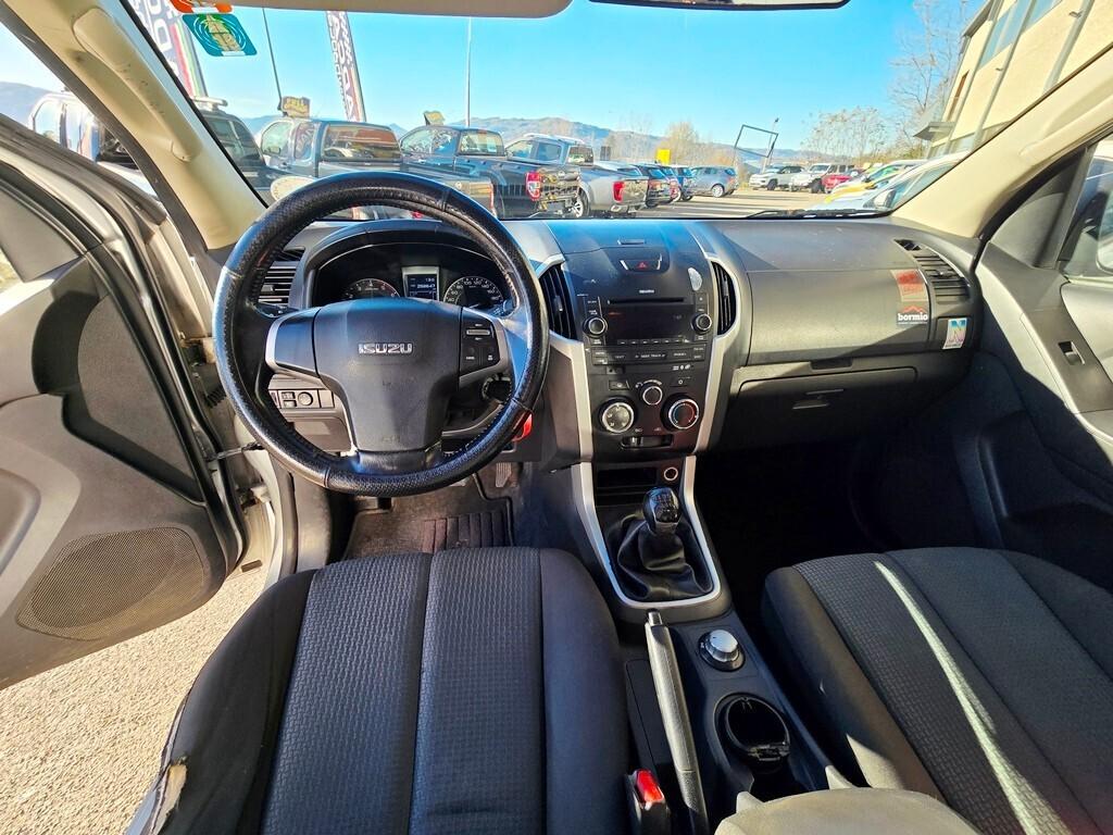 Isuzu D-Max 2.5 TDI 163CV SOLAR 4WD