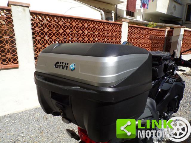 BMW F 750 GS Triple Black