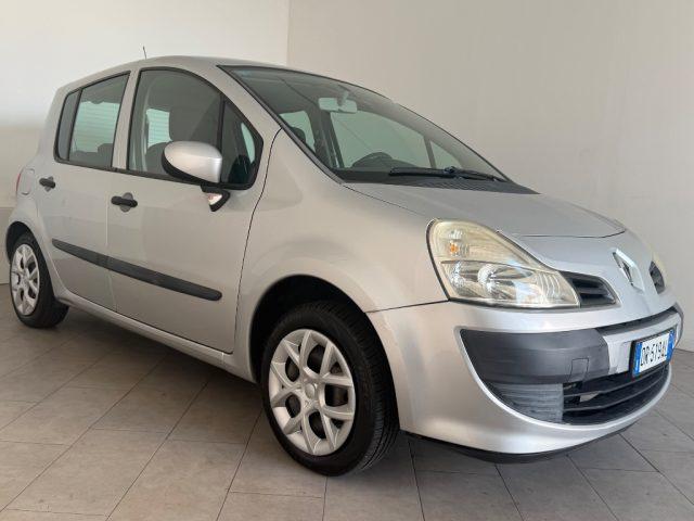 RENAULT Modus 1.2 16V Grazia