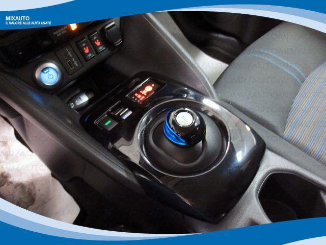 NISSAN Leaf nConnecta
