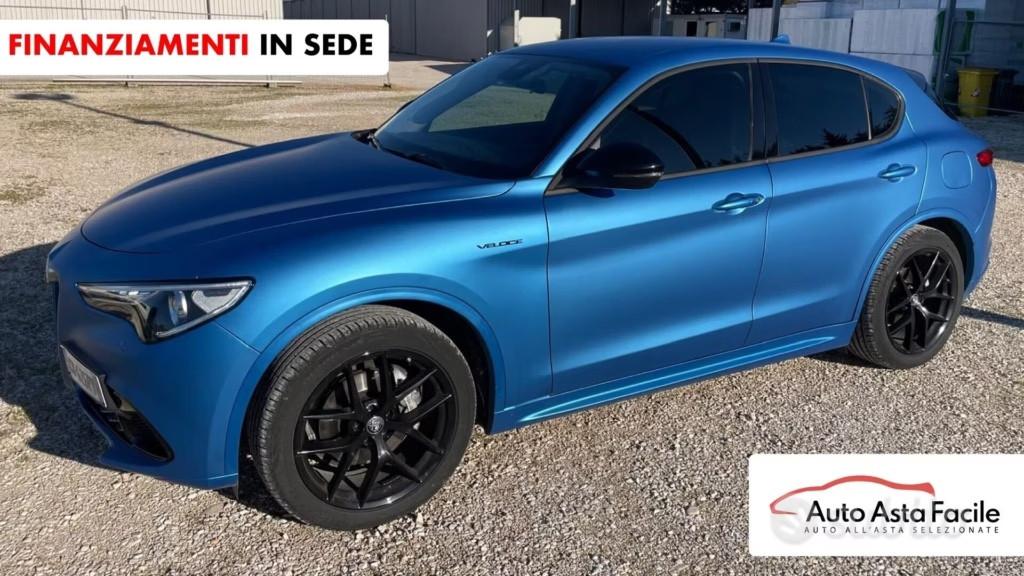 Alfa Romeo Stelvio 2.2 Turbodiesel 160 CV AT8 RWD Business