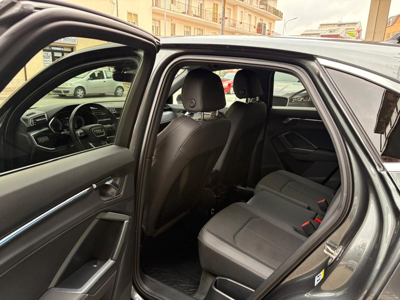 Audi Q3 SPB 40 TDI quattro S tronic line edition