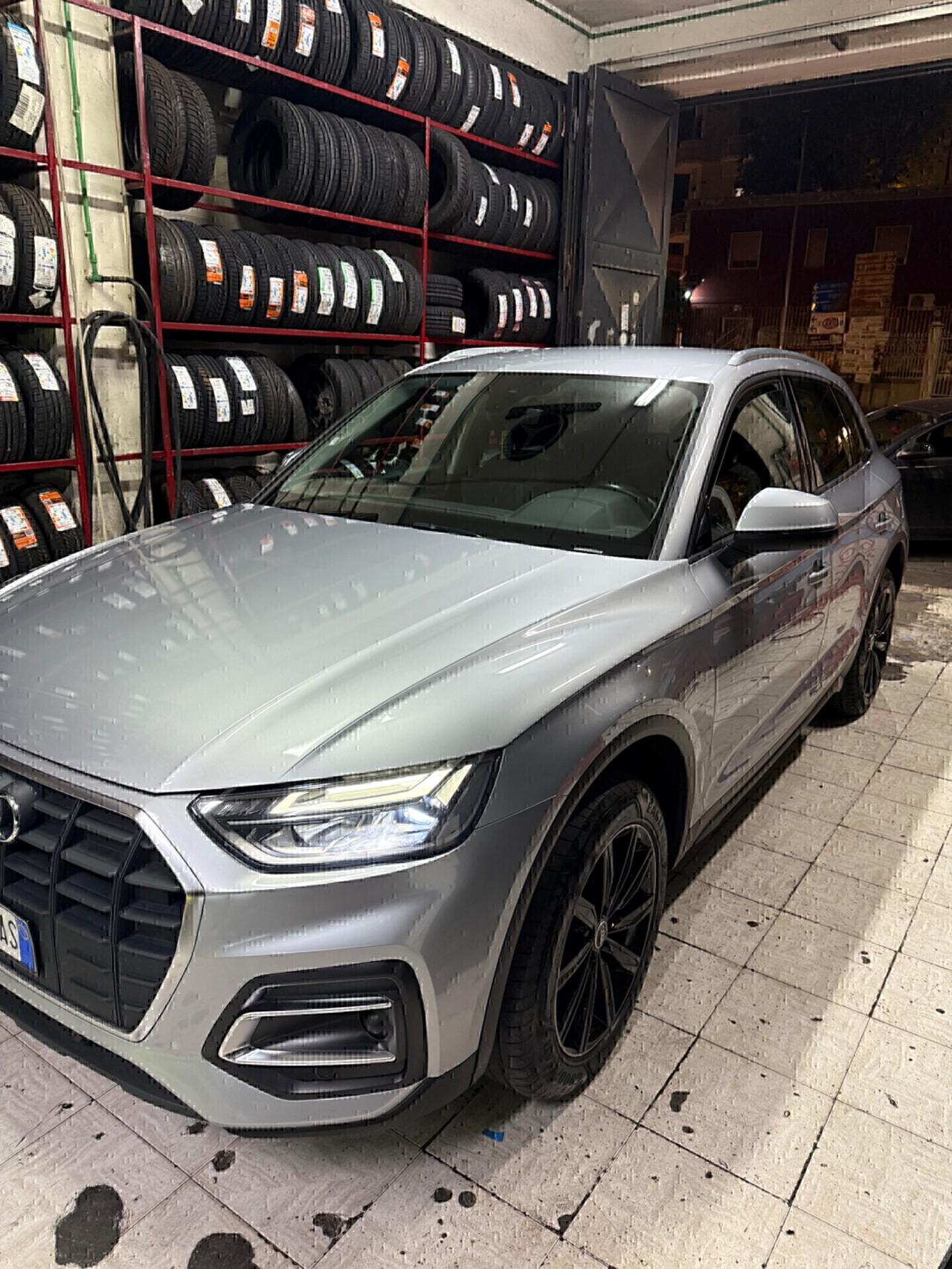 Audi Q5 40 TDI 204 CV quattro S tronic UNICOPROP MATRIX