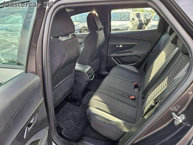 PEUGEOT 3008 3008 1.2 benz t Active Pack tg : GN875SE