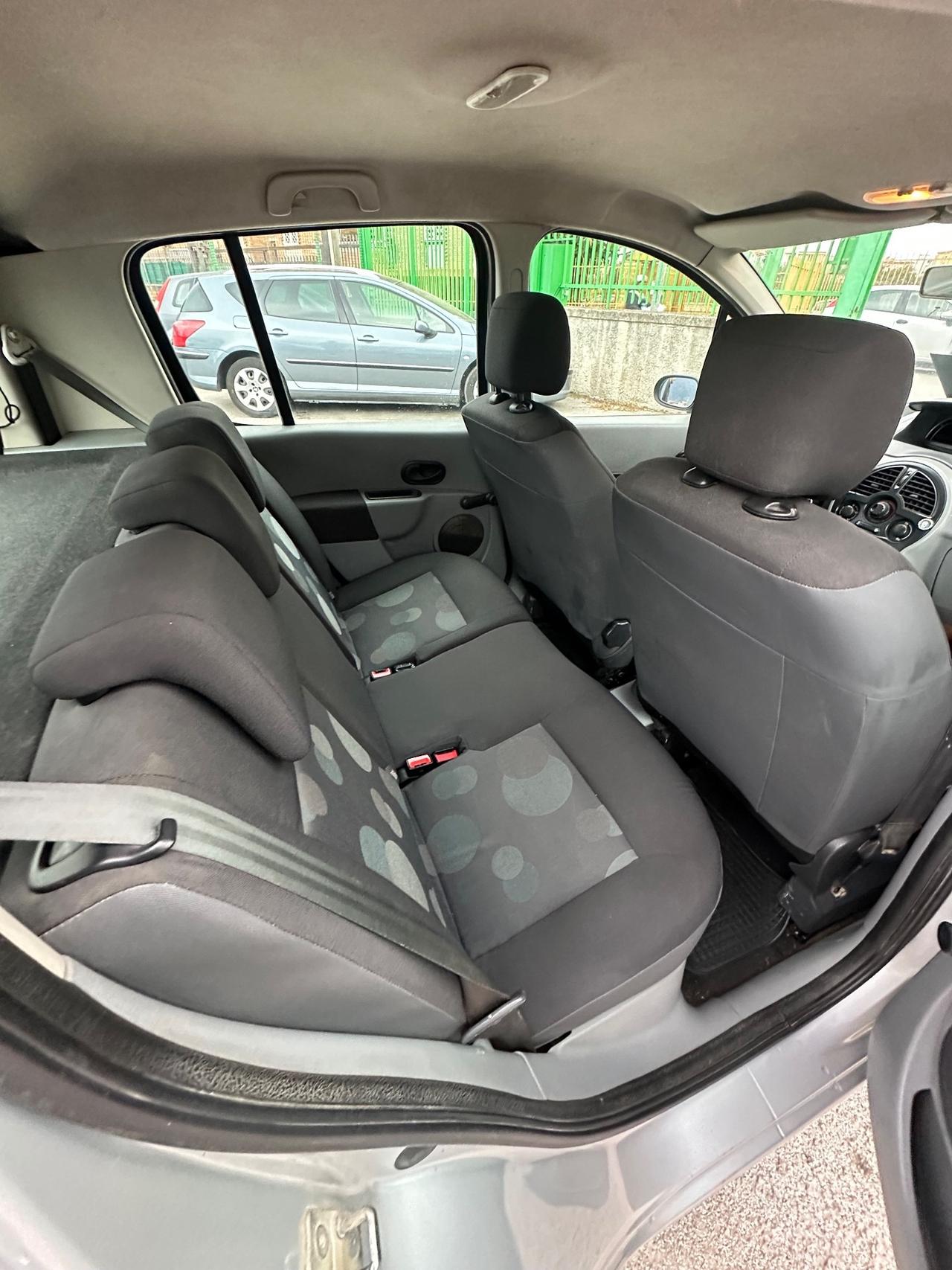 Renault Modus 1.5 dCi 70CV Dynamique