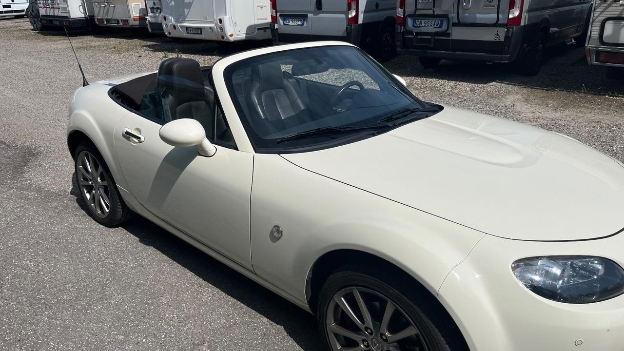 Mazda MX-5 Roadster Coupé 1.8L 16V Niseko