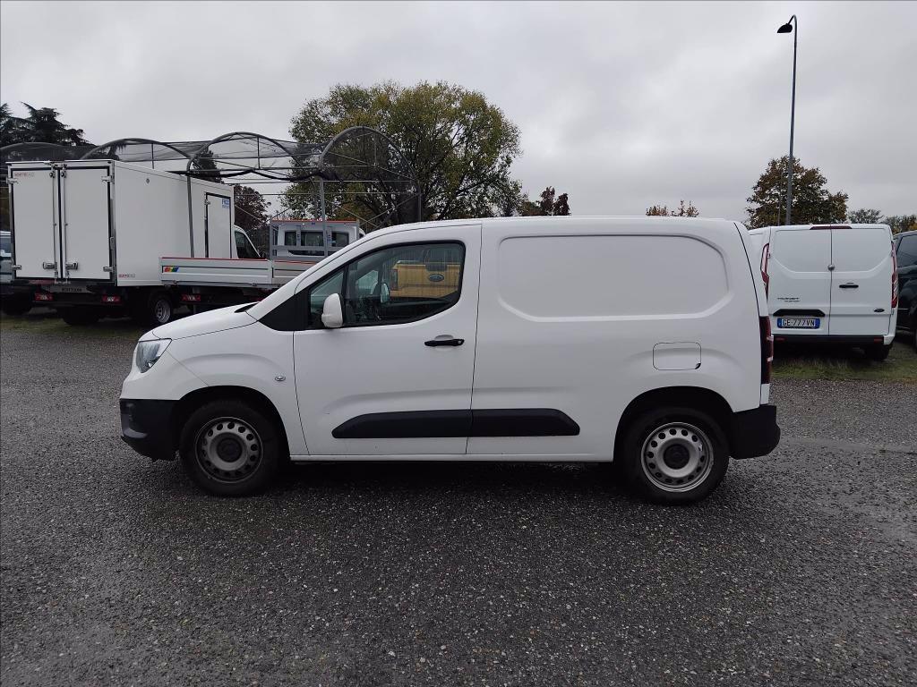 OPEL Combo cargo 1.5d 100cv 10q Edition L1H1 S&S mt5 E6.2 del 2022