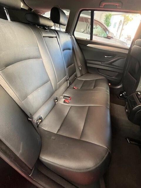 BMW 520 D TOURING LUXURY 184 CV PELLE TOTALE NAVIGATORE CERCHI CAMBIO AUTOMATICO